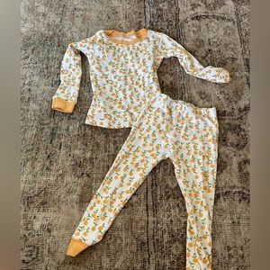 Burt’s bees pjs (3T)